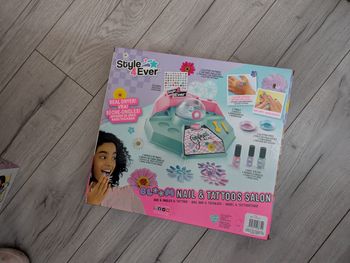 Salon ongle vrai sèche ongles 