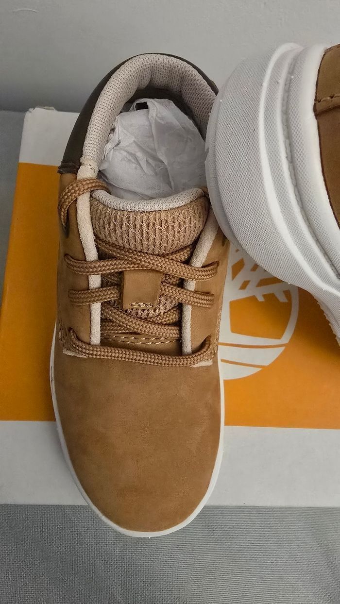 NEUVES  (non portées) 🏷😍💙superbes  bottines TIMBERLAND  pointure 25 garçon (prix ferme) 🤎🤎🤩😍👌👌 - photo numéro 8