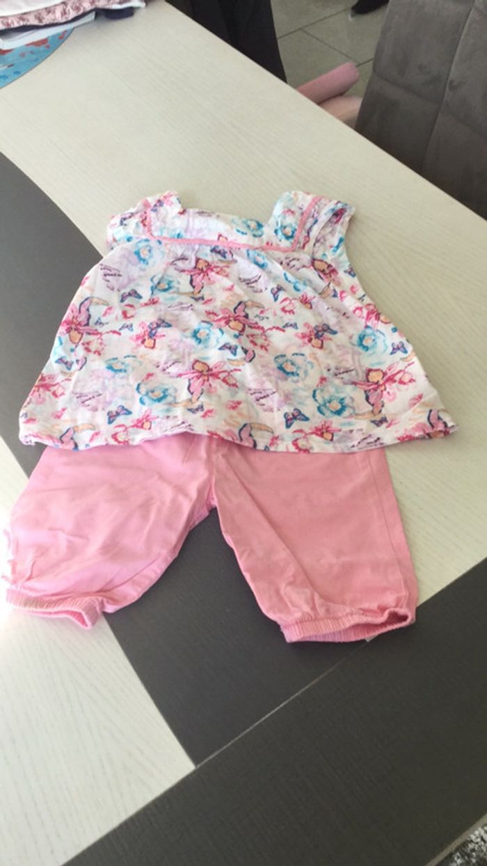 Ensemble pastel fleuris et papillons 18m