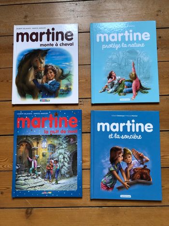 Lot de 4 livres Martine