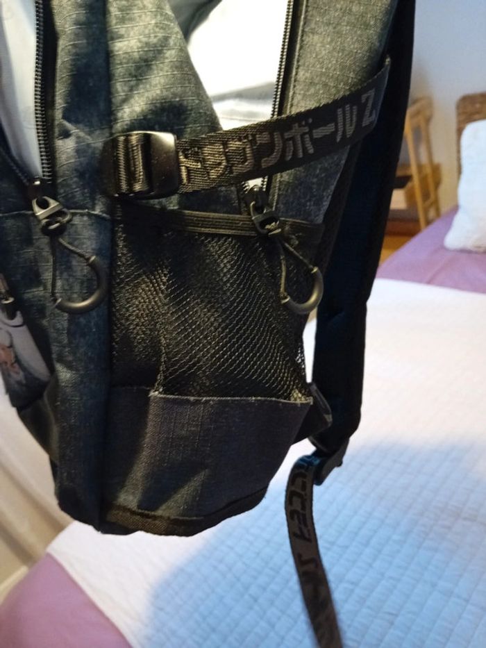 Sac à dos dragon Ball Z état excellent - photo numéro 8