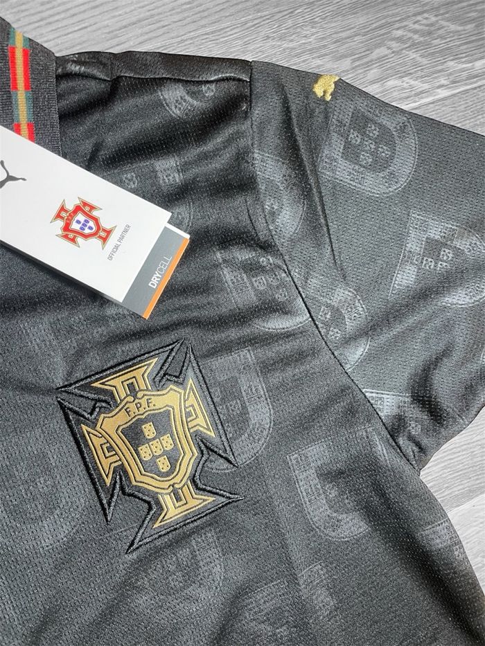 Maillot Portugal Eusebio - photo numéro 2