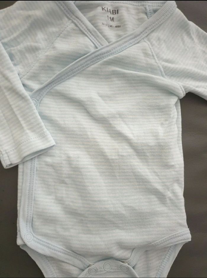 Lot de 11 bodys - photo numéro 6