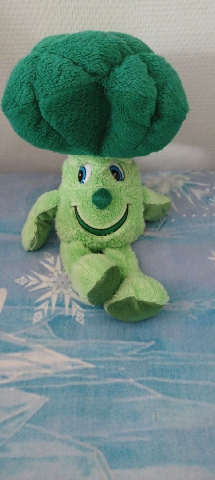 Très jolie petite peluche brocoli - photo numéro 4