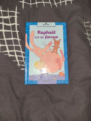 Livre Raphaël est un farceur