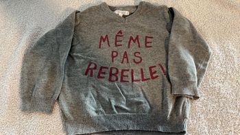 Pull gris