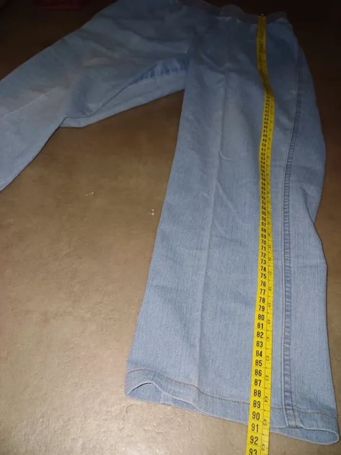 Pantalon droits sans marque - photo numéro 3