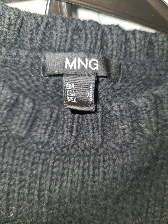 Pull mng - photo numéro 3
