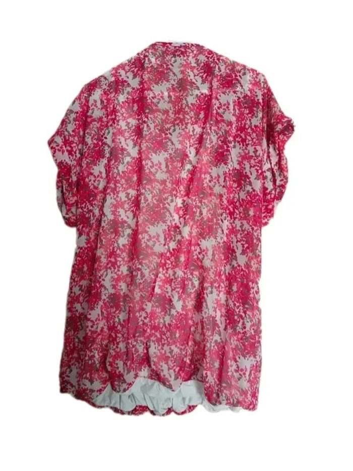 T-shirt habillé motif floral - photo numéro 2