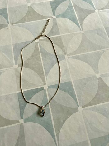 Collier femme - en très bon état