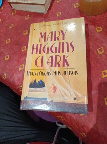 Livre nous n irons plus au bois