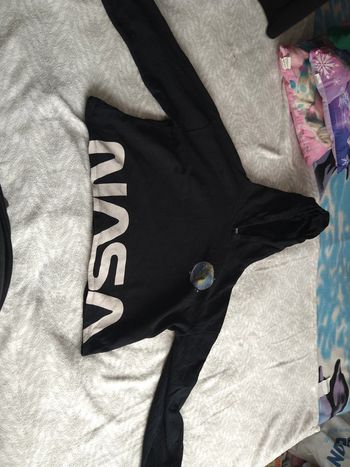 Pull nasa xs