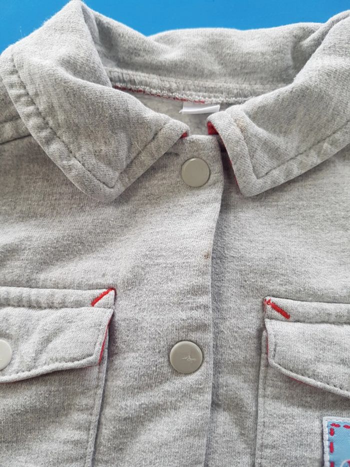 A vendre gilet veste 6 mois - photo numéro 7