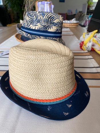 Chapeau