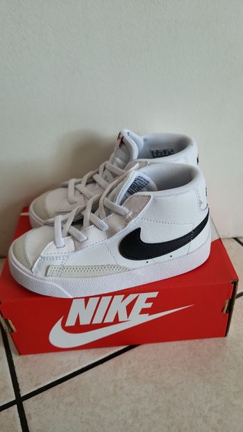 Baskets bébé Nike Mid Blazer 77