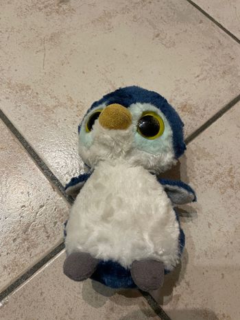Peluche pingouin gros yeux Ty bleu foncé