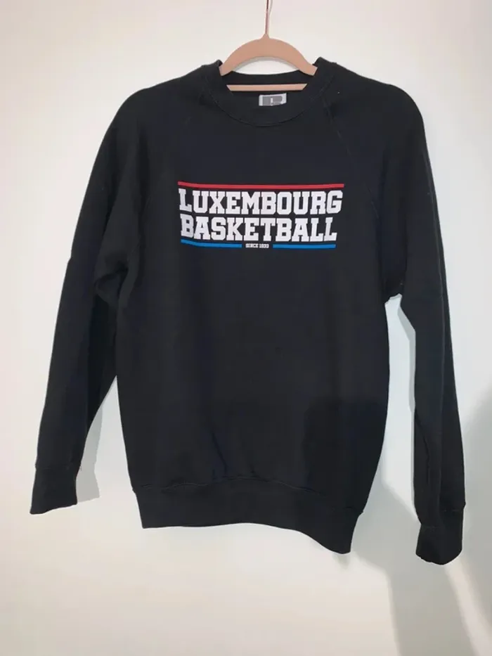 Pull ras le cou longue manche basketball taille S - photo numéro 2