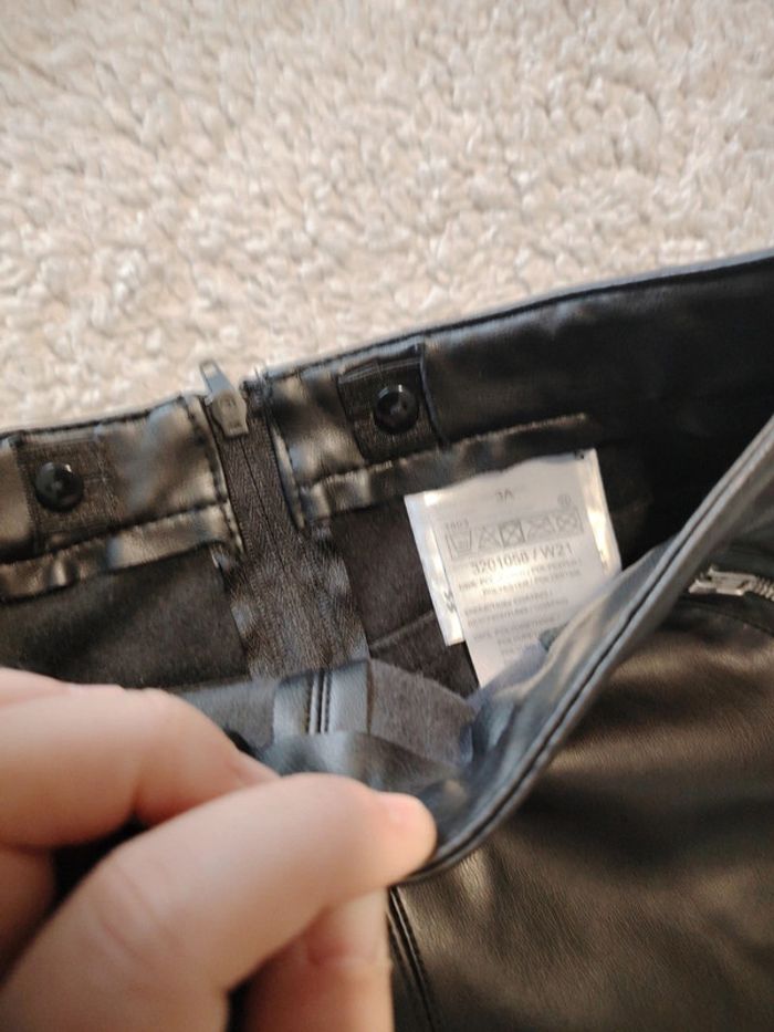 Jupe effet cuir - photo numéro 4