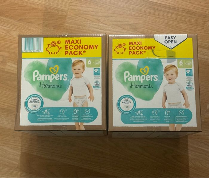 Lot de couches Pampers Harmonie– Taille 6 (13+ kg) – Maxi Economy Pack