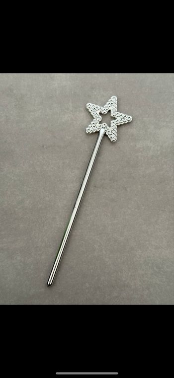 Jouet baguette magique étoile