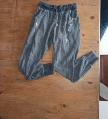 Jogging  cabaneli gris