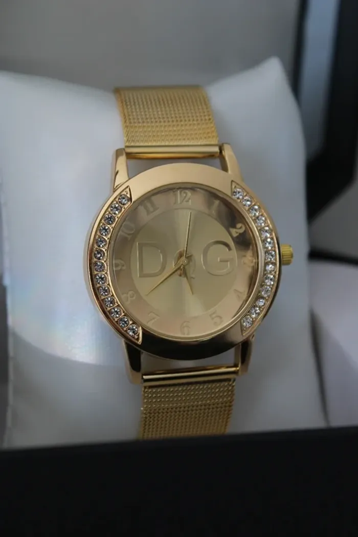 Montre chic dorée DQG - photo numéro 3