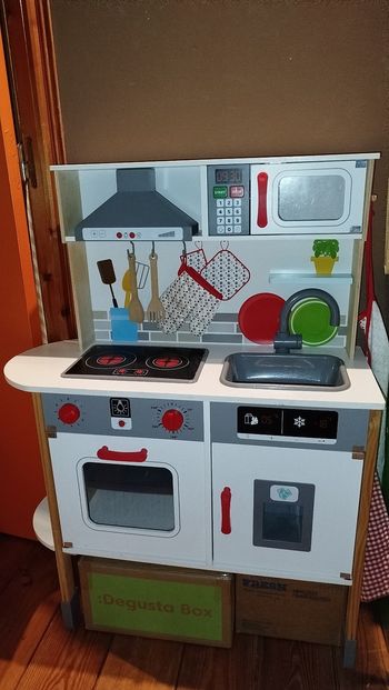 Cuisine en bois pour enfants