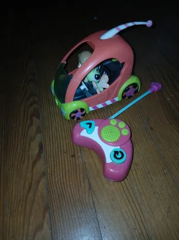 Voiture little PetShop 