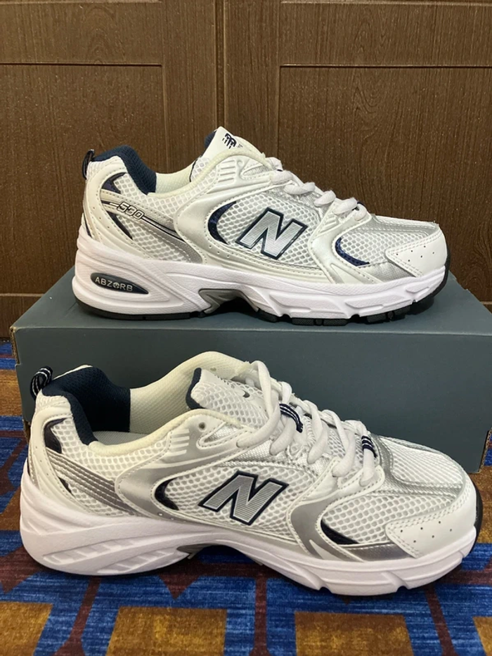 New Balance 530 Blanc 41.5 - photo numéro 2