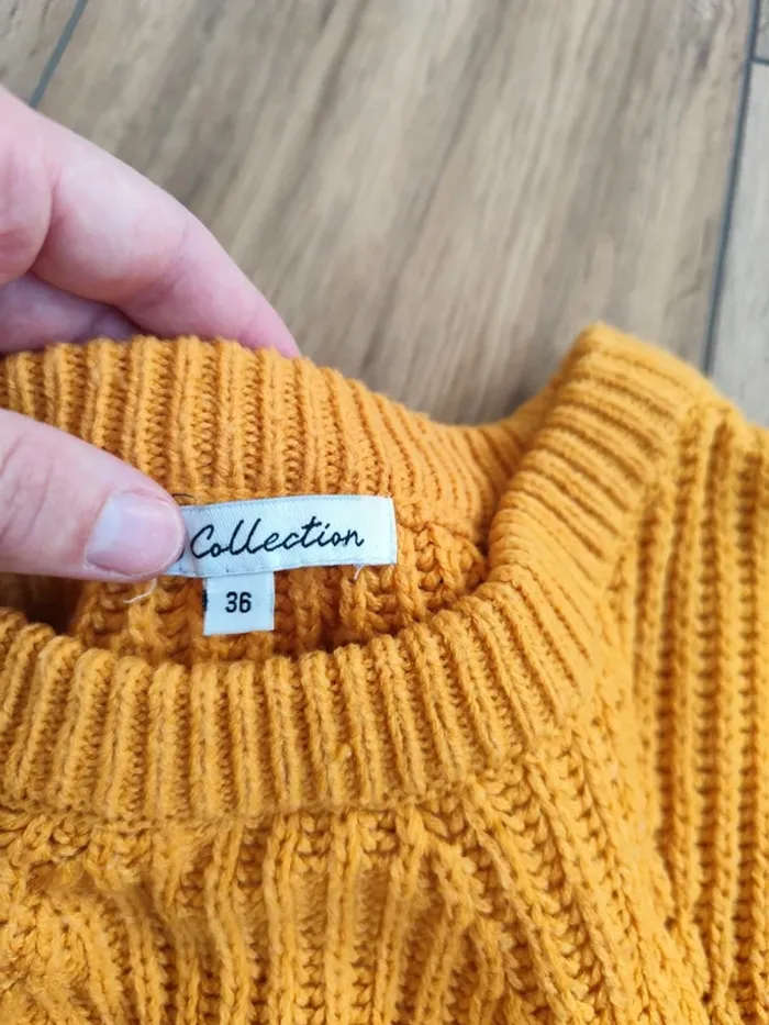 Pull Jaune - photo numéro 3