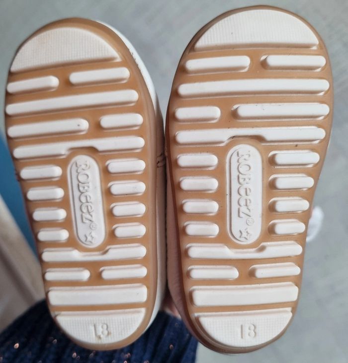 Sneackers souples mini me robeez 18 neuf - photo numéro 4