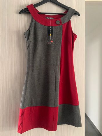 Magnifique robe cache cache grise et bordeaux taille 36 neuve