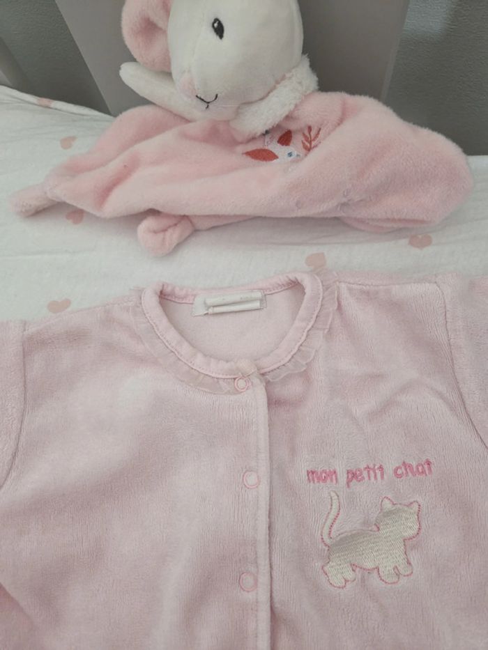 Pyjama velours 3 mois fille - photo numéro 3
