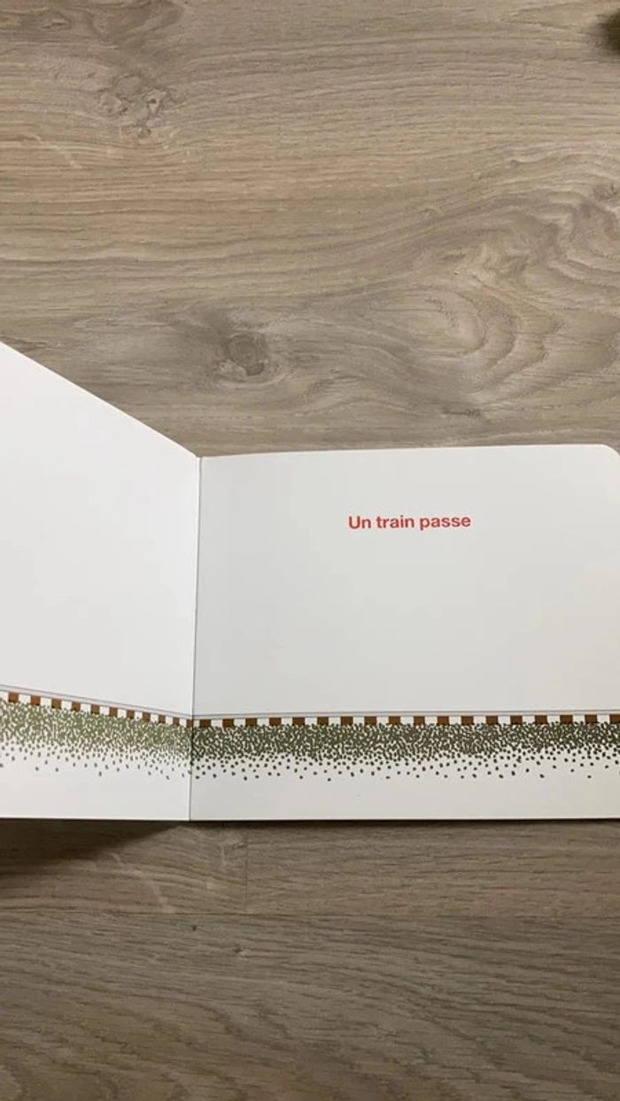 Un train passe Ecole et loisirs - photo numéro 2