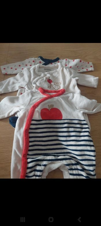 6 pyjamas naissance