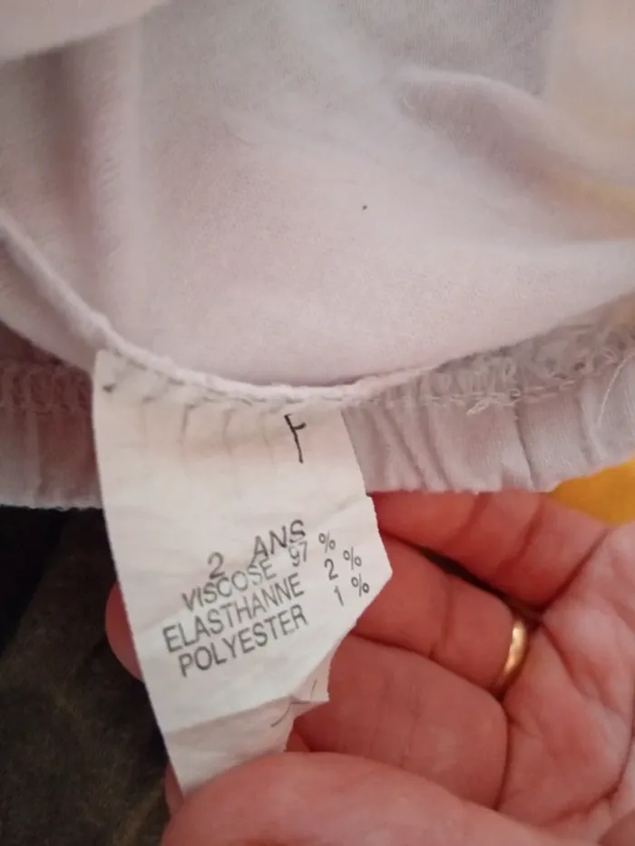 Joli legging blanc. 2 ans - photo numéro 10