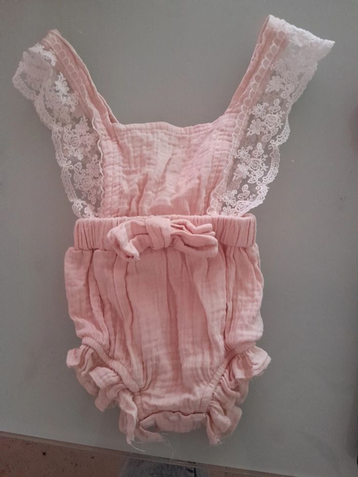 Salopette fille 3/6 mois - photo numéro 4