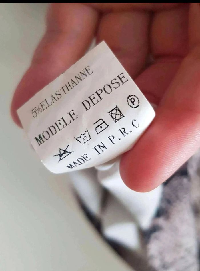 Robe  moulante  taille  40 - photo numéro 6