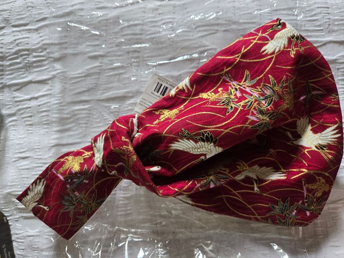 Sac de poignet rouge blanc et doré - photo numéro 3