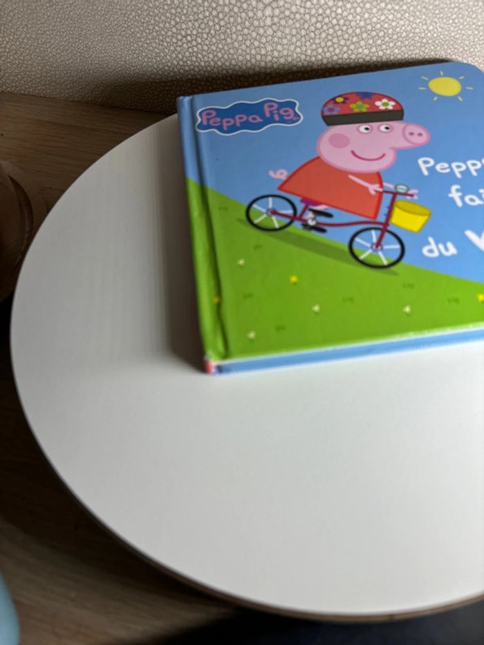 Peppa piG fait du vélo - photo numéro 3