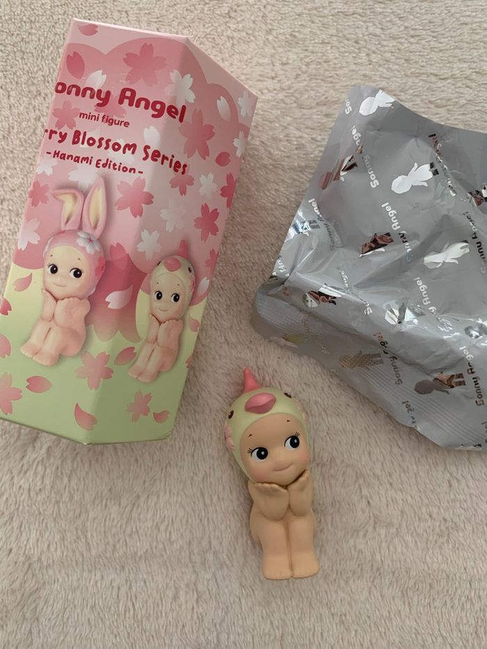 Sonny Angel cherry blossom hanami