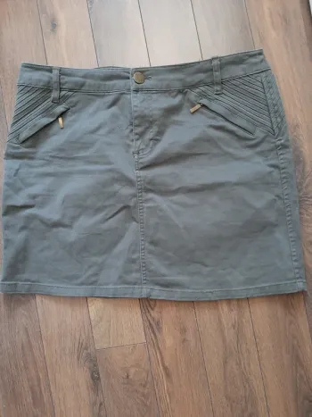 Jupe droite kaki