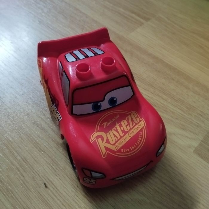Lego Duplo Disney cars voiture Flash mc Queen très bon état