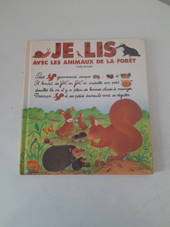 Livre je lis avec les animaux de la foret