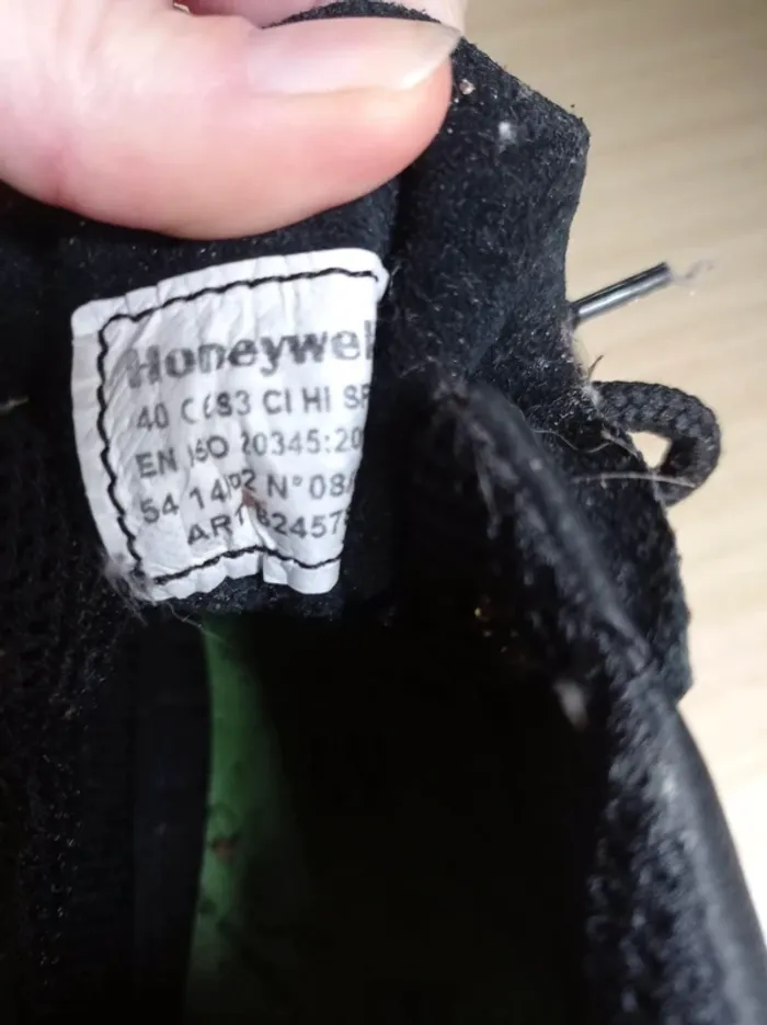 Chaussures de sécurité Honeywell 40 - photo numéro 6
