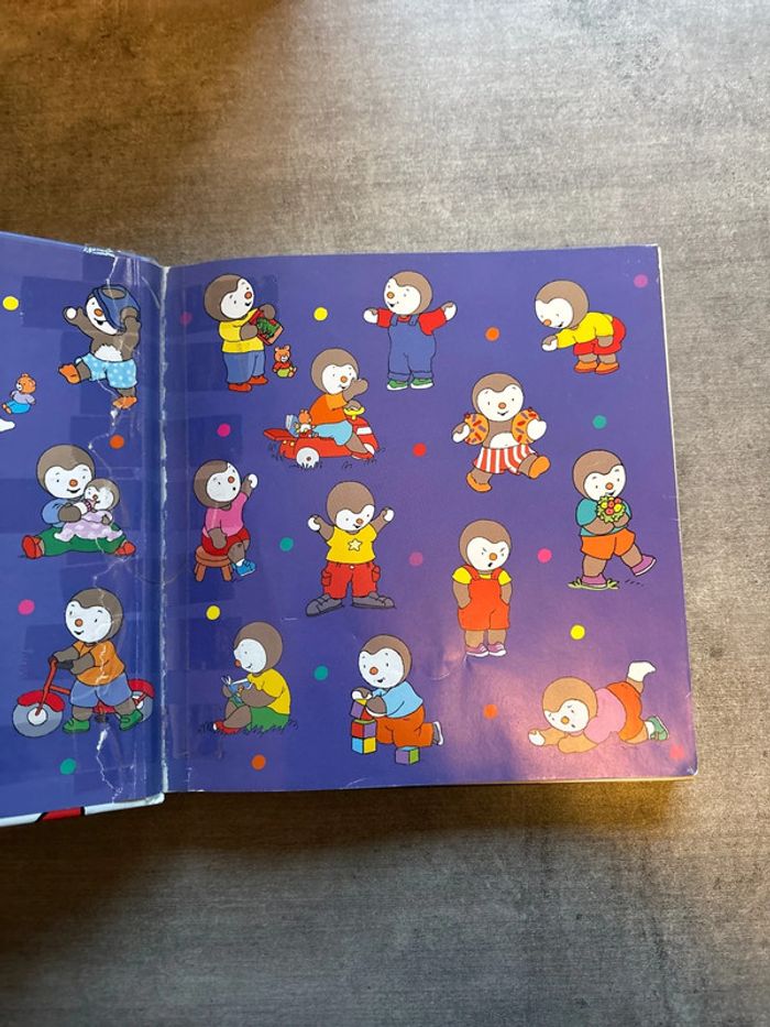 Livre les cinq histoires de T’choupi - photo numéro 2