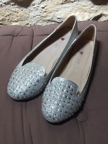 Mocassins argentés taille 37