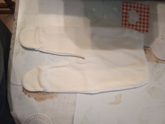Pantalon avec pied naissance