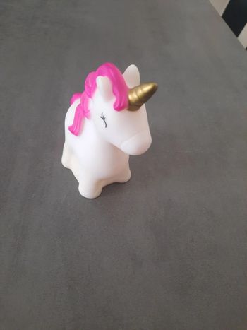 Licorne lumineuse