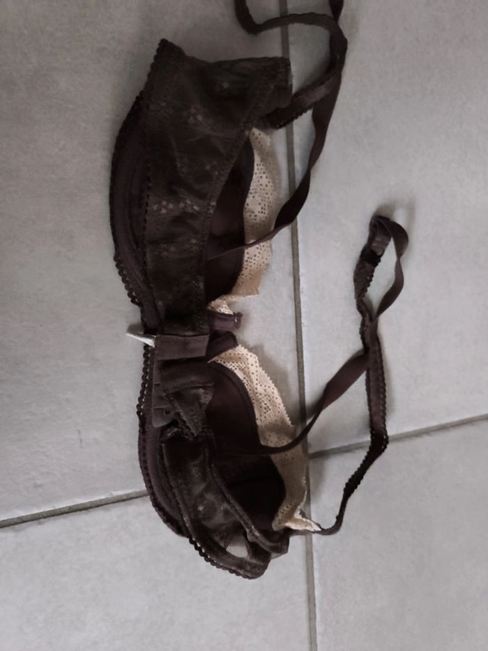 95 B. Soutien gorge - photo numéro 2